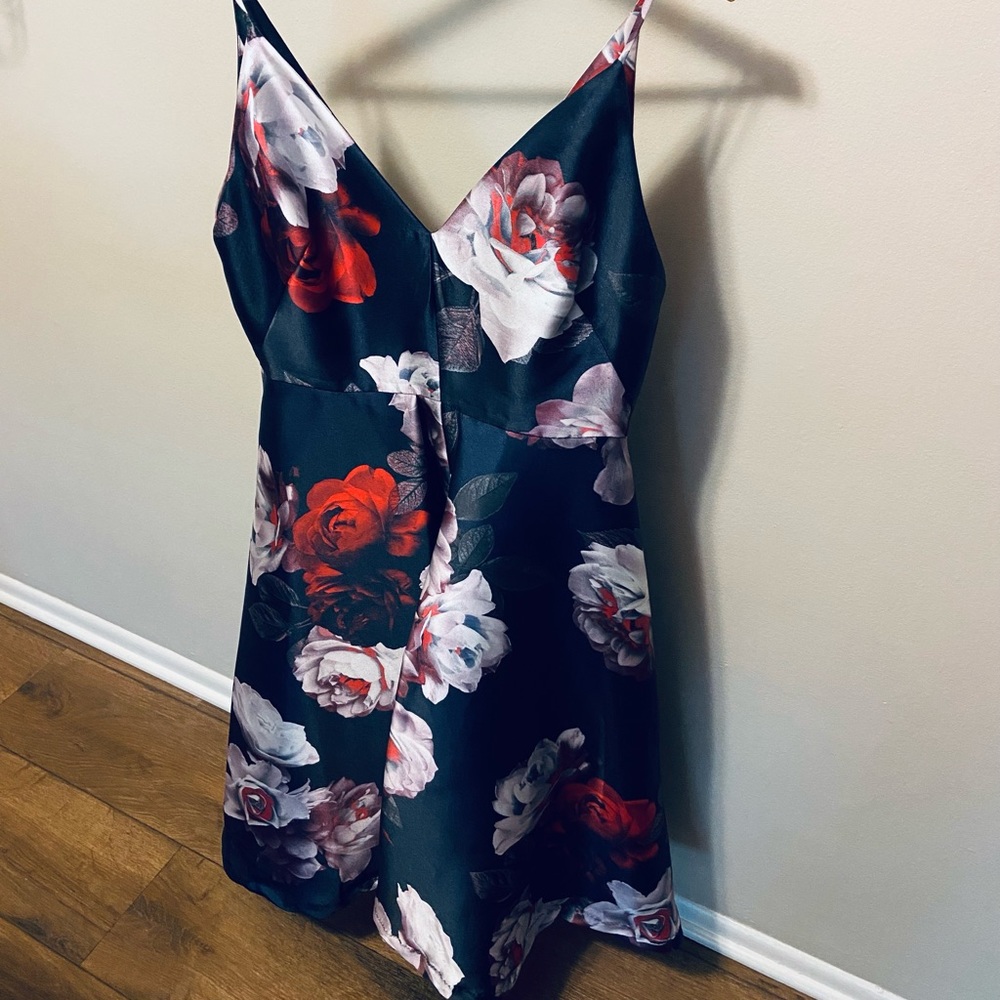 Calvin Klein Women’s Floral Cocktail Dress